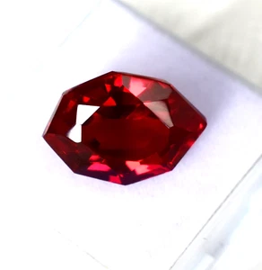 Rubí rojo sangre birmano certificado 14 quilates aproximadamente nuevas gemas en forma hexagonal - Imagen 1 de 6