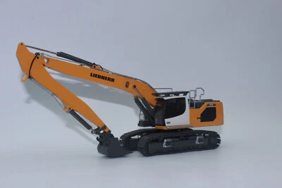 Conrad 2225 Liebherr R 945 Litronic Multi-User Long Reach 1:50 NEU in OVP - Bild 1 von 4