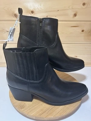Old Navy Women's Faux-Leather Western Ankle Boots Black Jack Size 11 - Image 1 of 4