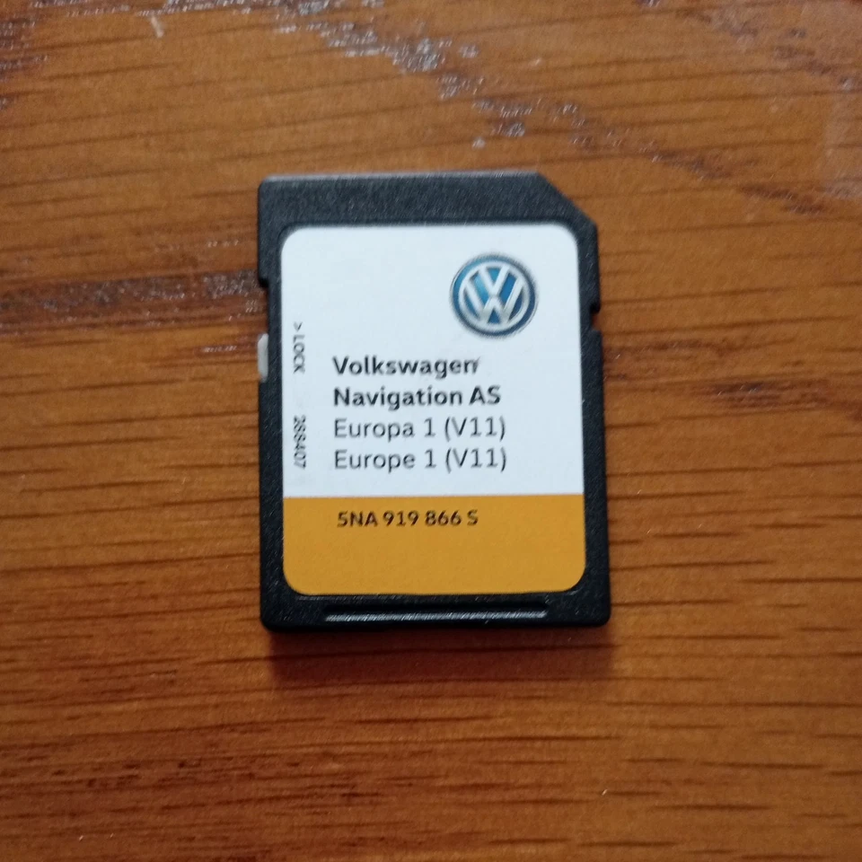 Volkswagen V11 SATELLITE NAVIGATION SD CARD MIB2 MIB2.5 5NA919866S EU Maps - Image 1 of 1