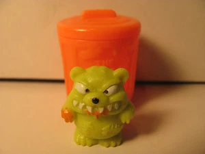 Trash Pack Series 2 #125 Garbage Bear with can **New out of pack** - Picture 1 of 1