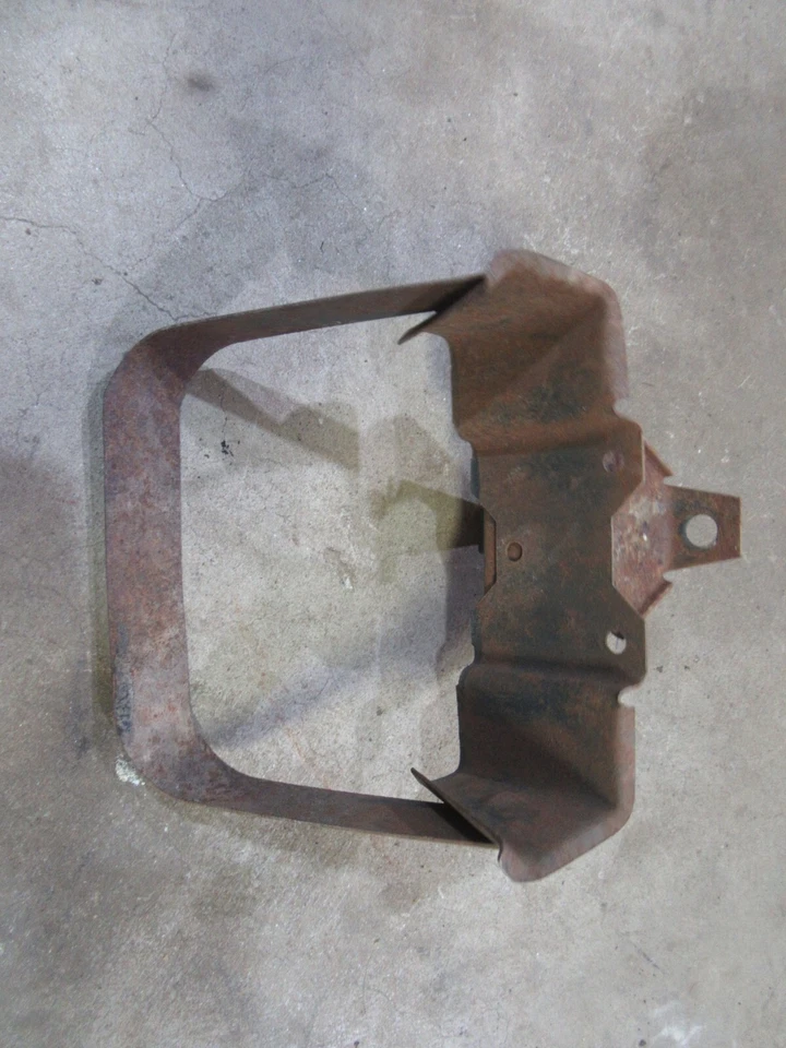 Chevrolet C20 1967 1968 camioneta parabrisas lavaparabrisas depósito líquido soporte de montaje Foto 1 de 3