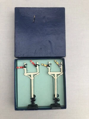 Hornby Dublo 32132 D3 OO Gauge 2 Junction Signals Home & Distant VG+C Boxed - Image 1 of 4