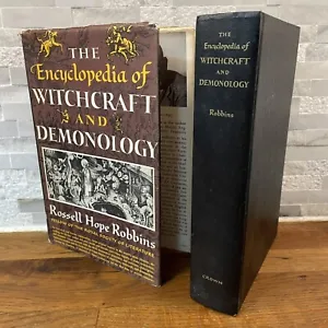 The Encyclopedia of Witchcraft and Demonology by Rossell Hope Robbins 1959 BCE - Picture 1 of 20