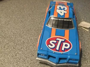 1992 Franklin Mint Precision Models Richard Petty #43 Diecast NASCAR Stock Car. - Foto 1 di 3