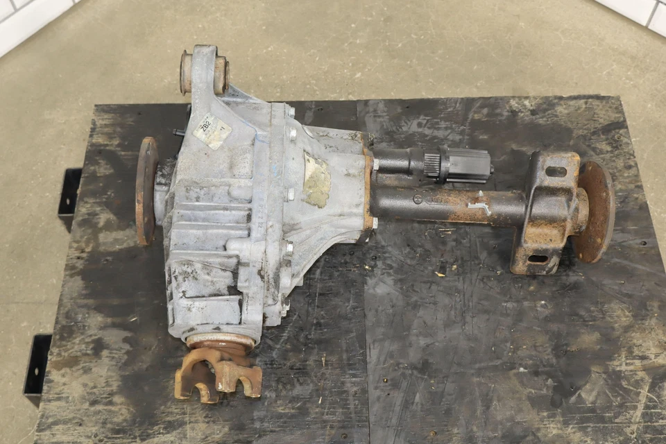 Camión Chevy GMC 95-98 SUV OBS GMT400 relación 3,73 diferencial delantero/portador Foto 1 de 4