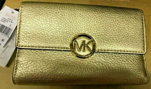 Brandneu Michael Kors CREDIT PASSPORT STIL GROSSE GELDBÖRSE CLUTCH GOLD 30 % Rabatt - Bild 1 von 4