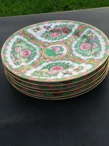6 Assiettes à Pain ou Dessert en  Porcelaine de Canton Famille Rose  Anciennes - Picture 1 of 6