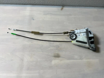 Toyota Prius 2013-2015, Prius enchufable trasero izquierdo pestillo actuador OEM Foto 1 de 4