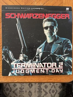 Terminator 2: Judgment Day Laser Disc 1991  Digital Sound Stereo WIDESCREEN - Image 1 of 4