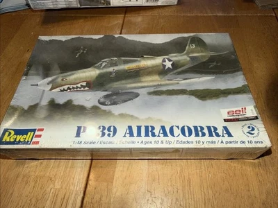 Набор для моделирования Revell Airacobra 1:48 P-39 самолет военный в заводской упаковке - Изображение 1 из 4