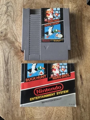 NES Super Mario Bros Duck Hunt Cartridge Manual Nintendo Japan 1985 Game - Image 1 of 4