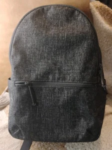 Mochila con cremallera de lona gris oscuro Designer EVERLANE para hombre RN #139393, ¡USADA EN EXCELENTE ESTADO! - Imagen 1 de 13