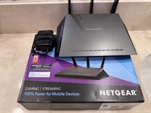 NETGEAR R7000-AC1900 Wi-Fi 5 Dual Band Gigabit Router. Pracujący/z kablem zasilającym - Zdjęcie 1 z 6