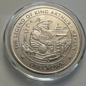 1996 Isle of Man Legends of King Arthur 1 Crown Coin - Merlin CuNi BU - Picture 1 of 4