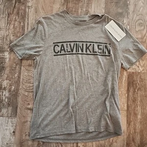 Calvin Klein Mens T Shirt Gray Medium Core Chest Logo Cotton Short Sleeves - Picture 1 of 3