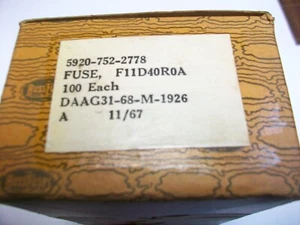BOX OF 100 BUSS F11D40R0A 40 A FUSES 5920-752-2778 - Picture 1 of 4