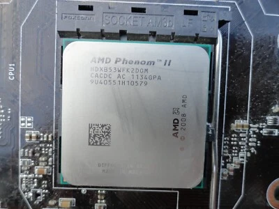 AMD Phenom II X2 B53 CPU 2.8GHz Dual-Core  HDXB53WFK2DGM Socket AM3 Processor - Image 1 of 2