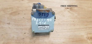 G-Sensor accelerator sensor Mitsubishi Pajero MB863942 X2T20584 C12C - Imagen 1 de 4
