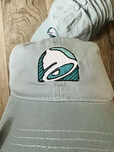 NEU Taco Bell exklusive Foundation Uniform Mütze - Bild 1 von 7