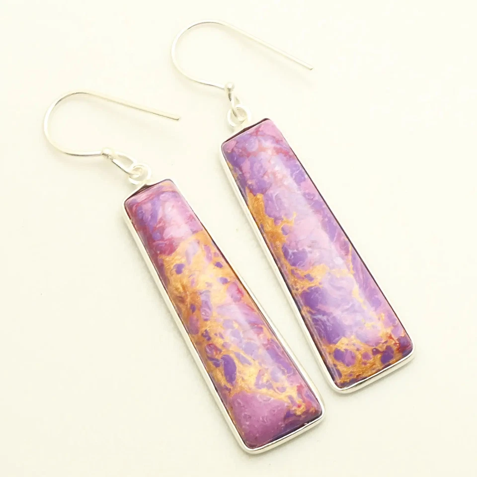 Висячие серьги ручной работы с фиолетовыми бирюзовыми драгоценными камнями ювелирные изделия 1,8 дюйма AE-87842 - Изображение 1 из 1