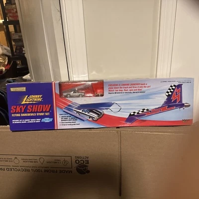 1995 Johnny Lightning Sky Show: Flying Daredevils Stunt Set~'71 Silver El Camino - Image 1 of 4