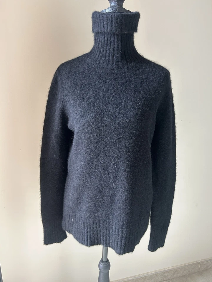 Black CASHMERE turtleneck sweater Men Women No Tag Size S/M - Image 1 of 4
