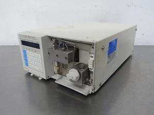 CROMATÓGRAFO LÍQUIDO SHIMADZU LC-10AT 60 HZ 2A 550VA M1146 - Imagen 1 de 6