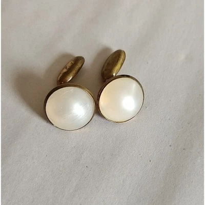 Vintage Round Mother of Pearl Cufflinks Gold Tone Formal Shirt Studs - Image 1 of 4