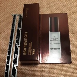 SAMPLE SIZE Hourglass Mineral Primer Veil SPF15 *Travel 0.12 Fl OZ *BNIB 3.6ML - Picture 1 of 5