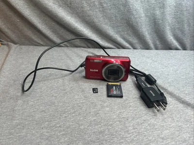 KODAK EASYSHARE M583 14 MP Digital Camera Red+SD CARD & Charger Tested See Pics - Image 1 of 4