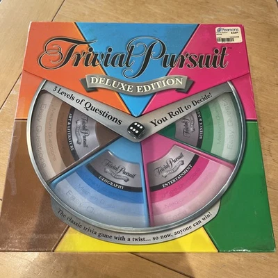 Trivial Pursuit Deluxe Edition general knowledge board game Complete VGC - Image 1 of 4