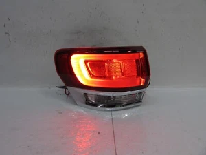 2018-2021 GRAND CHEROKEE CHROME TRIM OEM LEFT DRIVER LED TAIL LIGHT TESTED Z3 - Bild 1 von 4