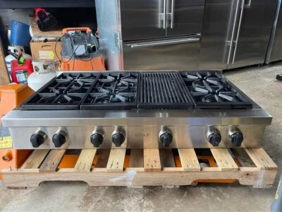 Wolf 48" Range Top - SRT486C 6 quemadores infrarrojo asador Foto 1 de 3