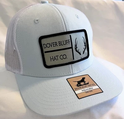 Dover Bluff Hat Co. Sombrero de Camionero Parche de Cuerno Malla Espalda Ajustable Snapback - NUEVO Foto 1 de 4