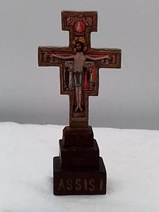 5" HANDCARVED WOODEN TABLETOP ASSISI CROSS CRUCIFIX VINTAGE ALTER CHRIST SAVIOR - Picture 1 of 11