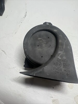 01-05 LEXUS IS300 BOCINA 86510-51010 2001 2002 2003 2004 2005 Foto 1 de 4