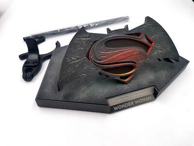 Hot Toys HT MMS359 1/6 Scale Wonder Woman Base Stand Figure 1.0 BVS Brand New  - Image 1 of 4