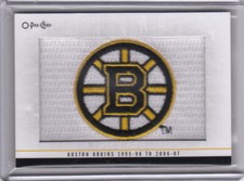 2013-14 O-Pee-Chee Team Logo Patch #TL108 Boston Bruins 1995-96 to 2006-07