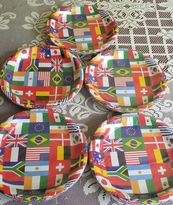 LOW PRICE! World Flags 7" Dessert Paper Plates 5 Pks 40 Total NEW Red FREE SHIP - Image 1 of 4