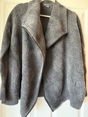 Cárdigan drapeado Vince gris mezcla de lana suéter ribete de cuero chal cuello M Foto 1 de 4