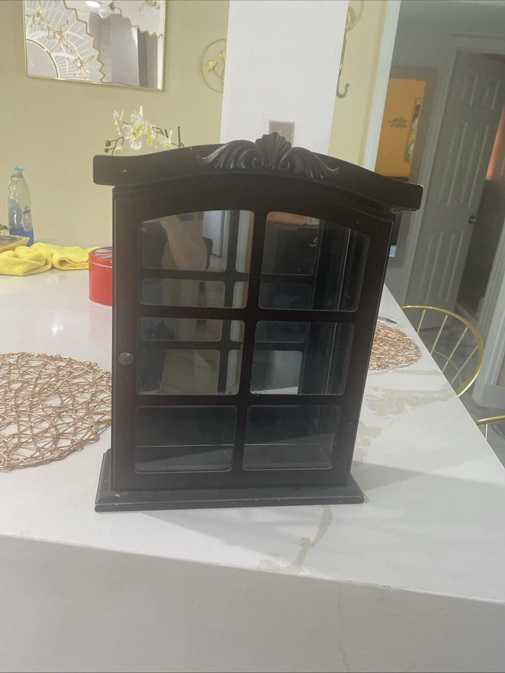 Gabinete vintage del viejo mundo, curiosidad del país francés... Foto 1 de 4