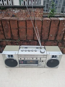 TOSHIBA RT-S782 1980s Stereo Radio Cassette Recorder Boombox FREE POST - Picture 1 of 4