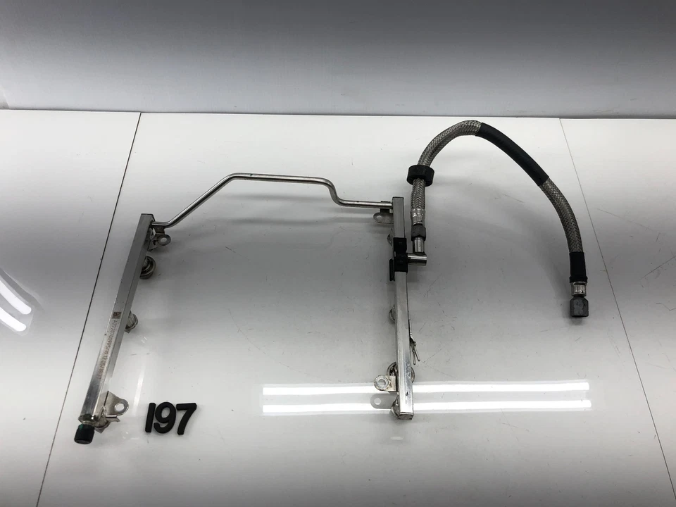 2006 MERCEDES-BENZ CLK350 3.5L V6 GASOLINE ENGINE FUEL INJECTOR RAIL TUBE OEM - Image 1 of 4