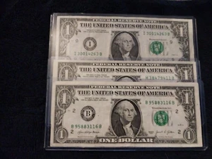 Lot of 3 - 2021 Over Ink and Gas Pump Error Fancy Serial Number One Dollar Bill - Bild 1 von 11