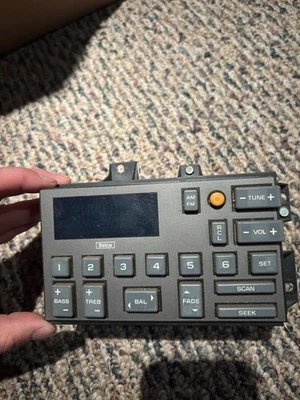 88-94 CHEVROLET GMC грузовиков радио голова AM;/FM тюнер б/у оригинальный производитель оборудования 16154445 - Изображение 1 из 4