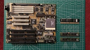 Jetway J-656VXB Ver. 2 Socket 7 with COAST Module, 16MB FPM RAM, Pentium 120MHz - Picture 1 of 16