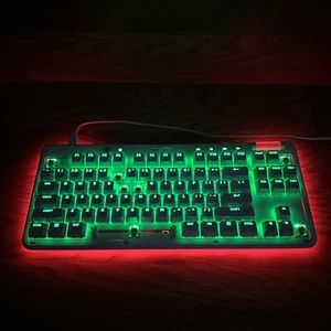 Logitech G713 TACTILE RGB Mechanical Gaming Keyboard Read - Picture 1 of 6