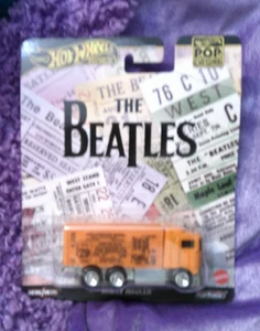 Hot Wheels The Beatles Hollywood Bowl Truck TOTALMENTE NUEVO - Imagen 1 de 1