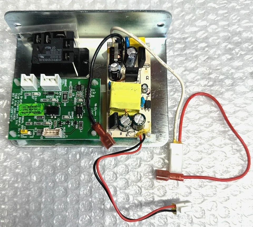 Conjunto completo de tabla de freno de emergencia True Fitness - Parte #9Ti0419 Foto 1 de 1